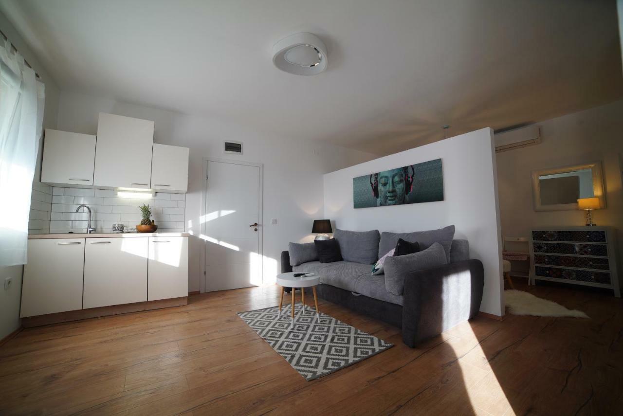 Korona Apartman Zára